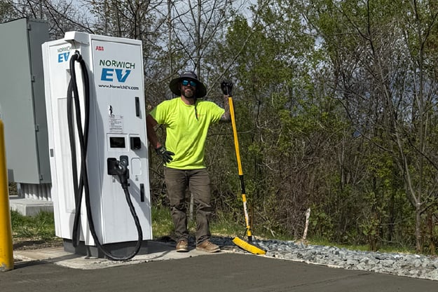 Nav-Services-EV-150x100-03